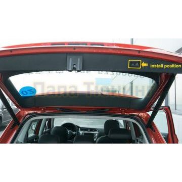 Накладка на кнопку закрытия двери багажника OEM Tuning для Volkswagen Tiguan 2016-