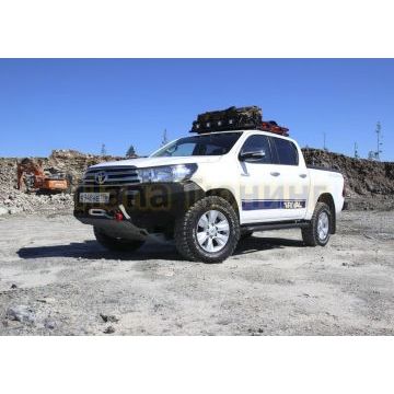Бампер силовой Rival передний черный с ПТФ алюминий 6 мм для Toyota Hilux Revo 2015-