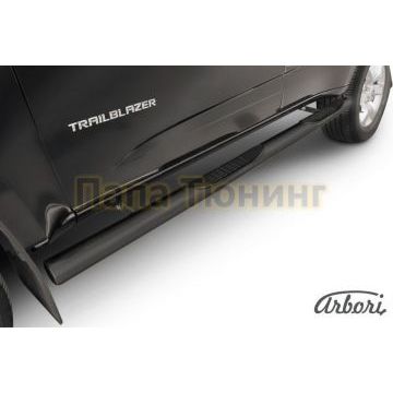 Пороги чёрная сталь труба с накладками 76 мм Slitkoff для Chevrolet TrailBlazer 2013-2016