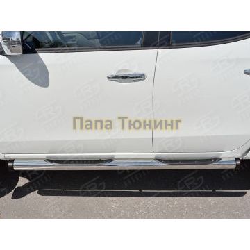 Пороги труба с накладками d76 вариант 2 РусСталь для Mitsubishi L200 2015-