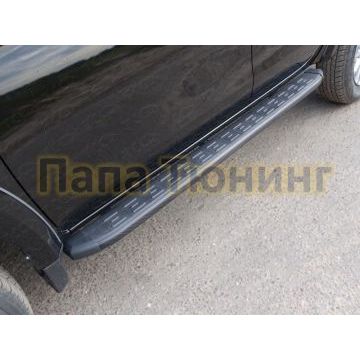 Пороги алюминиевые ТСС с накладкой чёрные для Mitsubishi L200 2015-2019 Пороги алюминиевые ТСС с накладкой чёрные для Mitsubishi L200 2015-2019