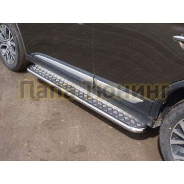 Пороги с площадкой алюминиевый лист 42 мм ТСС для Mitsubishi Outlander 2015-2018