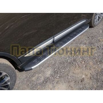 Пороги алюминиевые ТСС с накладкой серебристые для Mitsubishi Outlander 2015-2018