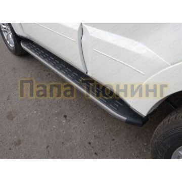 Пороги алюминиевые ТСС с накладкой серые для Mitsubishi Pajero 4 2014- Пороги алюминиевые ТСС с накладкой серые для Mitsubishi Pajero 4 2014-