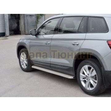 Пороги с площадкой нержавеющий лист 42 мм РусСталь для Skoda Kodiaq 2017-