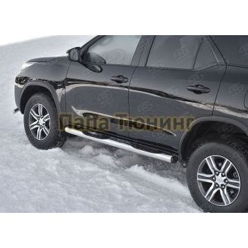 Пороги труба с накладками d76 вариант 2 РусСталь для Toyota Fortuner 2017-