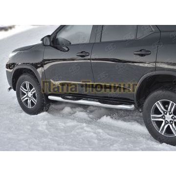 Пороги труба с накладками d76 вариант 3 РусСталь для Toyota Fortuner 2017-