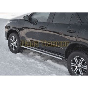 Пороги труба овальная с проступью 120х60 мм РусСталь для Toyota Fortuner 2017-