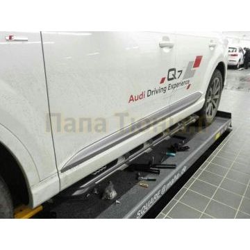 Пороги алюминиевые OEM Tuning для Audi Q7 2015-