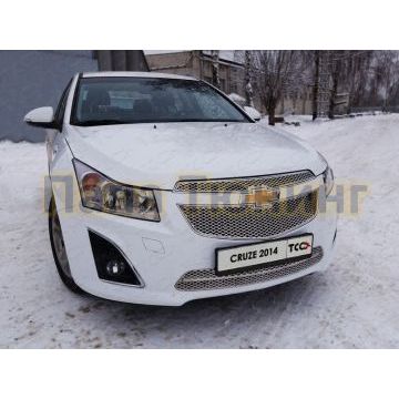 Накладка решётки радиатора верхняя (треугольник) ТСС для Chevrolet Cruze 2012-2015