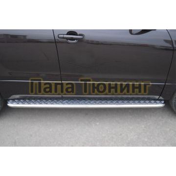 Пороги с площадкой алюминиевый лист d42 РусСталь для Suzuki Grand Vitara 2012-2015