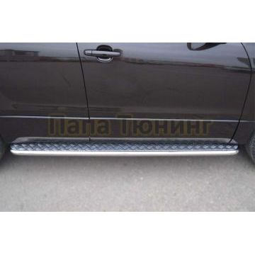 Пороги с площадкой алюминиевый лист d42вариант 2 РусСталь для Suzuki Grand Vitara 2012-2015