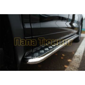 Пороги с площадкой алюминиевый лист d42 РусСталь для Toyota Highlander 2014-2016