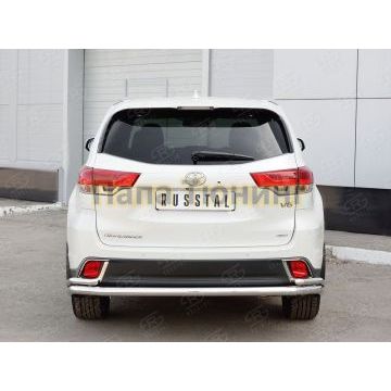 Защита заднего бампера двойная с уголками d57-d42 РусСталь для Toyota Highlander 2017-2020