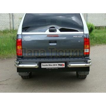 Защита задняя двойные уголки 76-42 мм ТСС для Toyota Hilux 2008-2011
