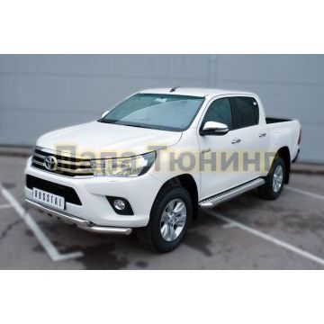 Пороги с площадкой алюминиевый лист d57 вариант 2 РусСталь для Toyota Hilux 2015-