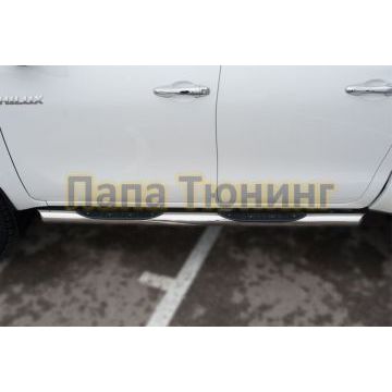 Пороги труба с накладками d76 вариант 1 РусСталь для Toyota Hilux 2015-