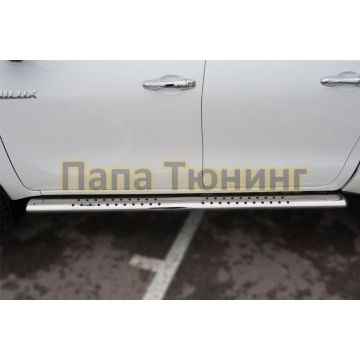 Пороги труба овальная с проступью 120х60 мм РусСталь для Toyota Hilux 2015-