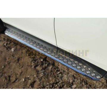 Пороги с площадкой алюминиевый лист d42вариант 2 РусСталь для Toyota RAV4 2013-2015