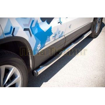Пороги труба d76 с накладками вариант 2 РусСталь для Volkswagen Tiguan 2011-2016