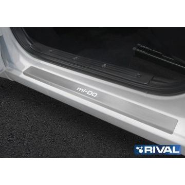 Накладки порогов Rival с надписью 4 штуки для Datsun mi-DO 2015-