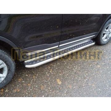 Пороги с площадкой 60,3 мм ТСС для Geely Atlas 2018-2024/Geely Atlas PRO 2021-2024