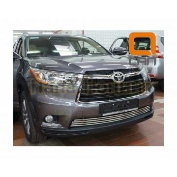 Накладка решётки переднего бампера 16 мм CAN Otomotiv для Toyota Highlander 2014-2016