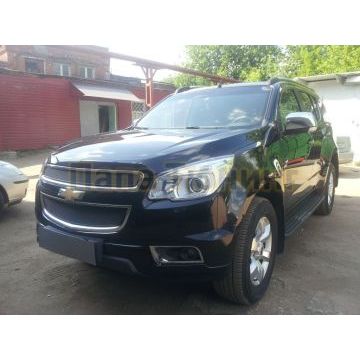 Защита радиатора Chevrolet Trailblazer 2013- (2 части) black PREMIUM