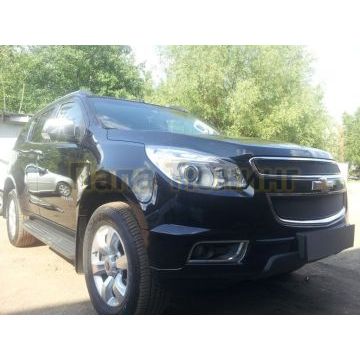 Защита радиатора Chevrolet Trailblazer 2013- (2 части) black PREMIUM