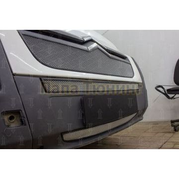 Защита радиатора Peugeot Boxer 2014- (2 части) / Fiat Ducato IV 2014- / Citroen Jumper 2014- (2 части) chrome низ