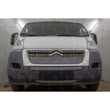 Защита радиатора Peugeot Boxer 2014- (2 части) / Fiat Ducato IV 2014- / Citroen Jumper 2014- (2 части) chrome низ