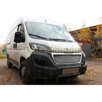 Защита радиатора Peugeot Boxer 2014- (2 части) / Fiat Ducato IV 2014- / Citroen Jumper 2014- (2 части) chrome низ