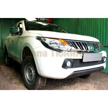 Защита радиатора Mitsubishi L200 V 2015-2019 black PREMIUM