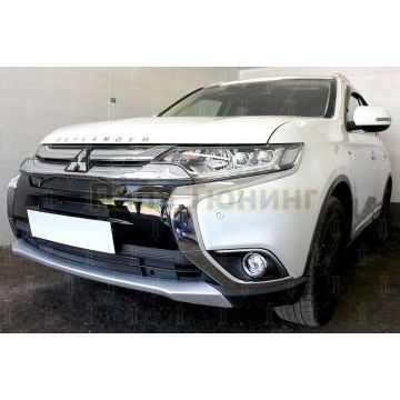 Защита радиатора Mitsubishi Outlander III 2015-2018 (4 части) black с парктроником и с камерой
