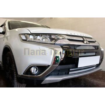 Защита радиатора Mitsubishi Outlander III 2015-2018 (4 части) chrome с парктроником и с камерой