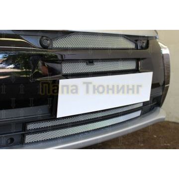 Защита радиатора Mitsubishi Outlander III 2015-2018 (4 части) chrome с парктроником и с камерой