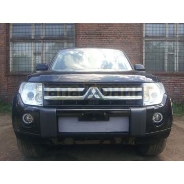 Защита радиатора Mitsubishi Pajero IV 2006-2011 chrome