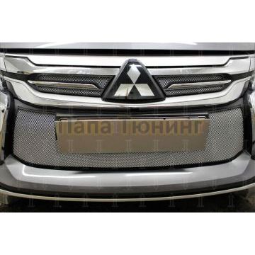 Защита радиатора Mitsubishi Pajero Sport III 2016- 2021 хром низ с парктроником