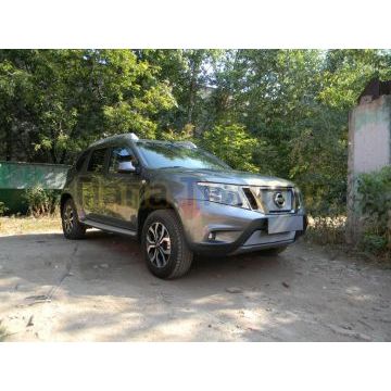 Защита радиатора Nissan Terrano 2014- chrome низ