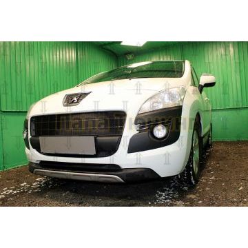 Защита радиатора Peugeot 3008 2009-2013 black середина