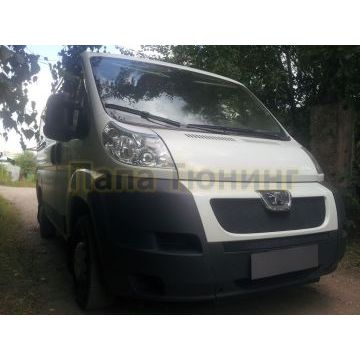 Защита радиатора Peugeot Boxer 2006-2014 black середина