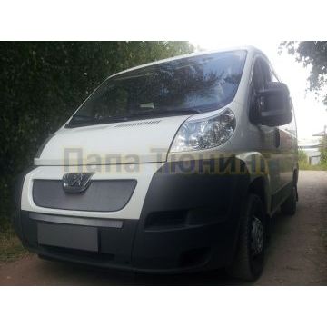 Защита радиатора Peugeot Boxer 2006-2014 chrome середина