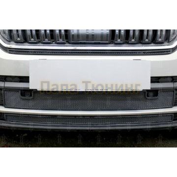 Защита радиатора Skoda Kodiaq 2016- black низ с парктроником (2 части)