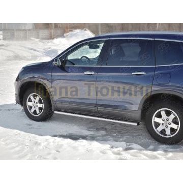 Пороги труба овальная с проступью 120x60 мм для Honda Pilot 2016-